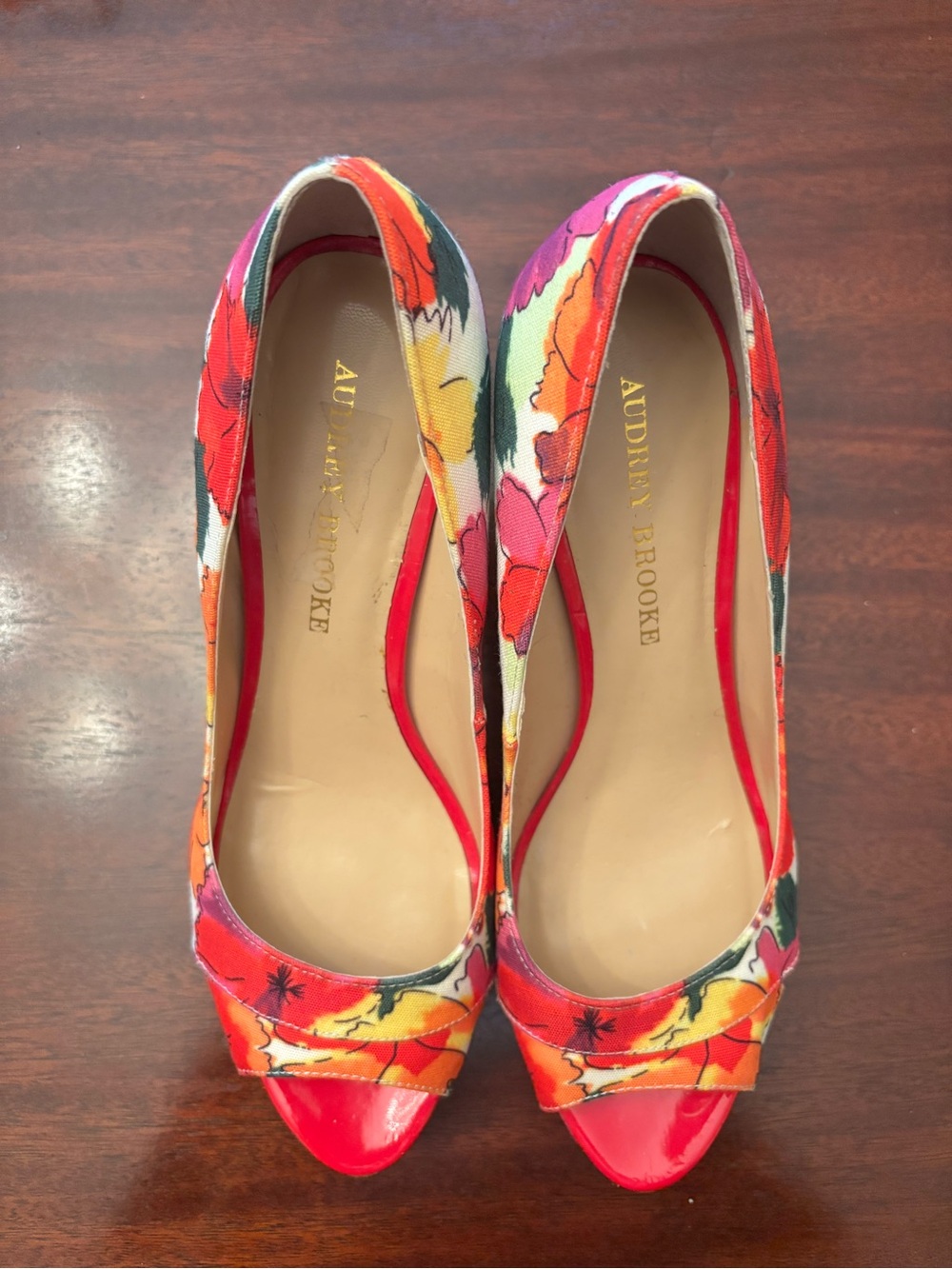 Floral pump